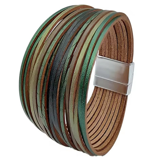 Greens wide twisted bracelet
